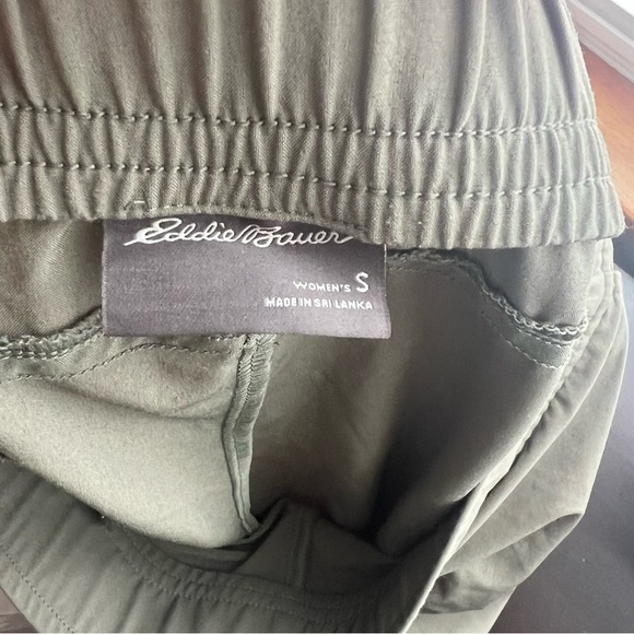 Eddie Bauer Sage Green Lightweight Joggers Size Small - Picture 7 of 7